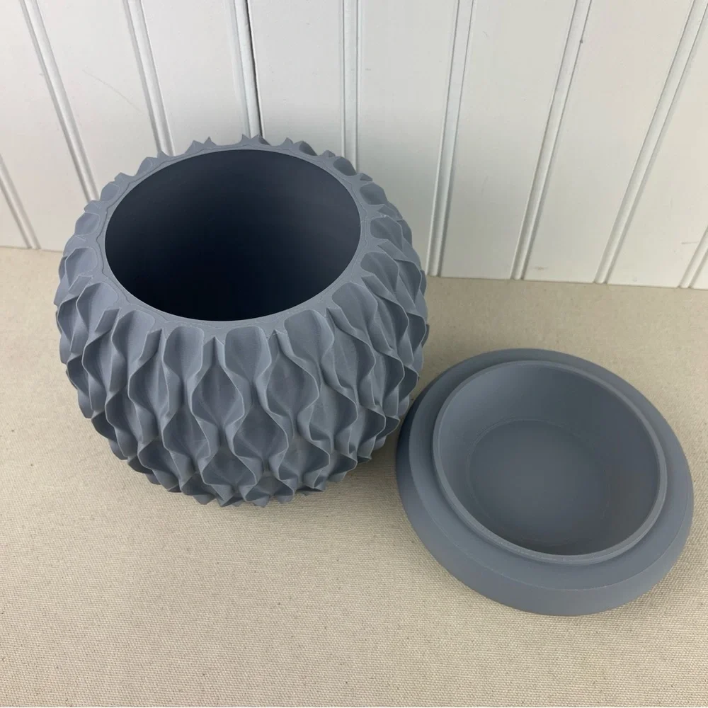 Modern Geometric Planter Pot, Chain Planter Pot, Indoor, Textured Planter